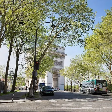 Modern Near Champs Elysees - Ac Equipped شقة باريس